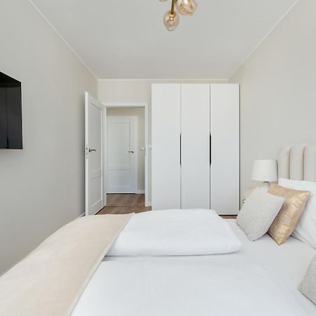 Piekny Apartament Wichrowa - 2 Sypialnie Free Garage Wroclaw By Noclegi Renters Eksteriør billede