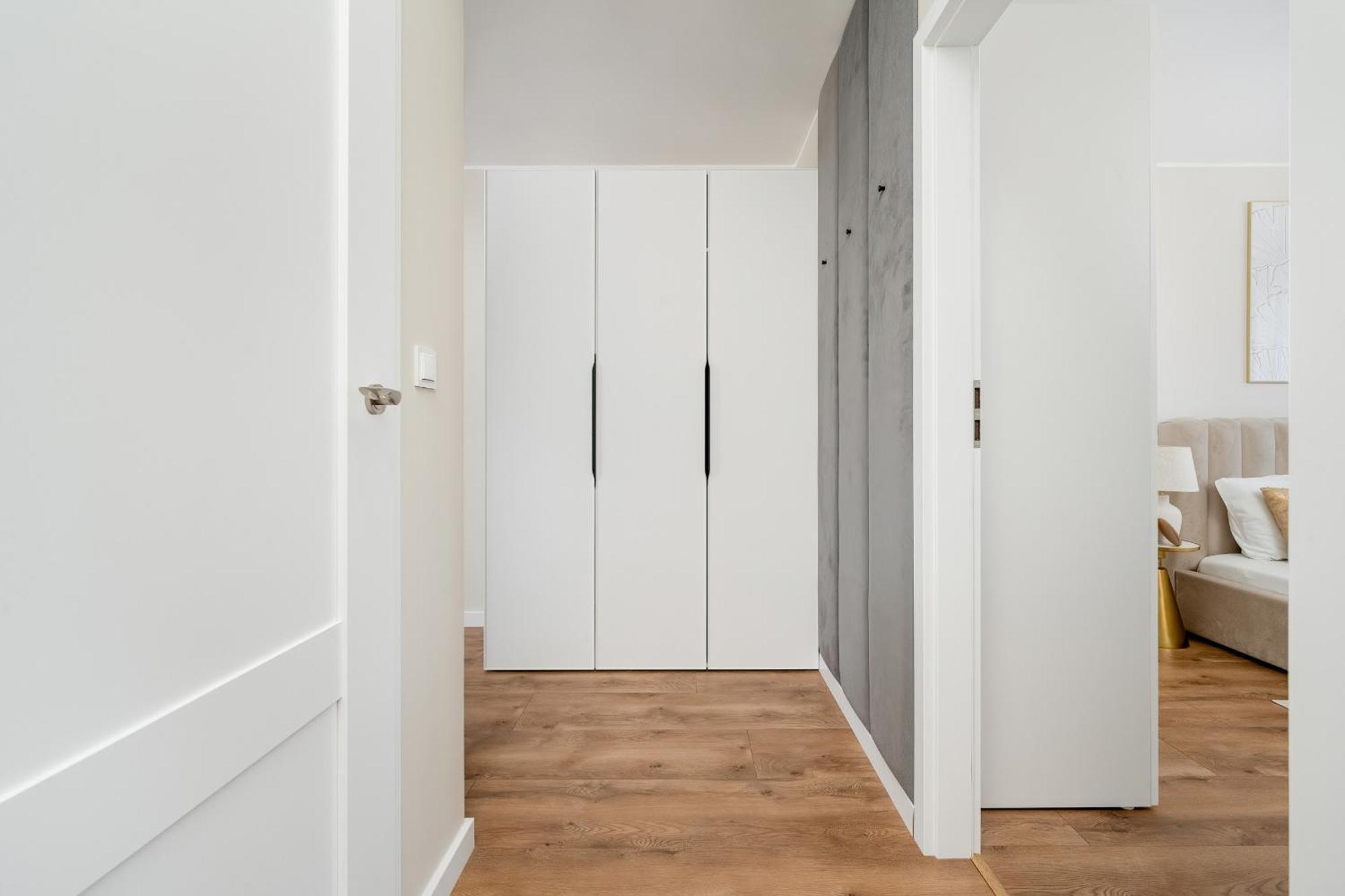 Piekny Apartament Wichrowa - 2 Sypialnie Free Garage Wroclaw By Noclegi Renters Eksteriør billede