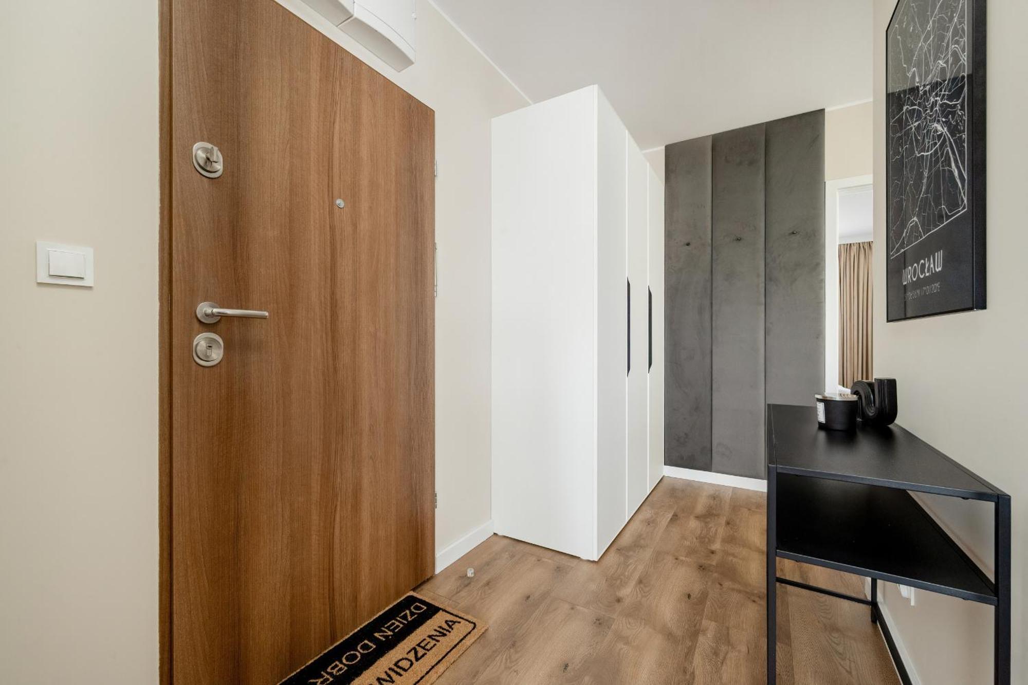 Piekny Apartament Wichrowa - 2 Sypialnie Free Garage Wroclaw By Noclegi Renters Eksteriør billede